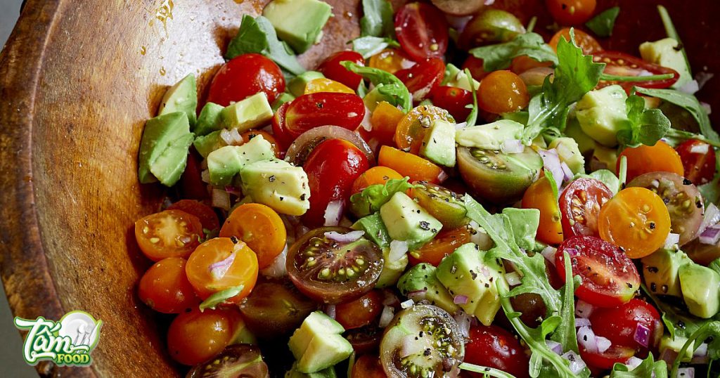 Cách làm salad bơ cà chua đơn giản giảm cân hiệu quả