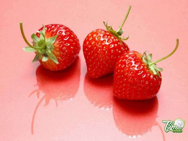 ăn nhiều dâu tây có tốt không
