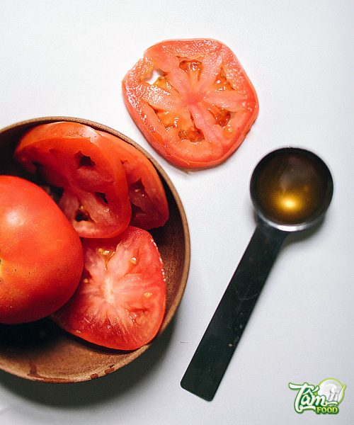 Mặt nạ cà chua tốt cho da? Công thức làm đẹp với cà chua siêu dễ!